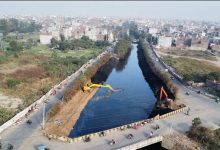 AAP सरकार लाई बदलाव: सांसद संत सीचेवाल की अगुवाई में बुड्ढा दरिया बना जीवंत—जहां खड़ा होना था नामुमकिन, वहां अब तैर रही किश्ती