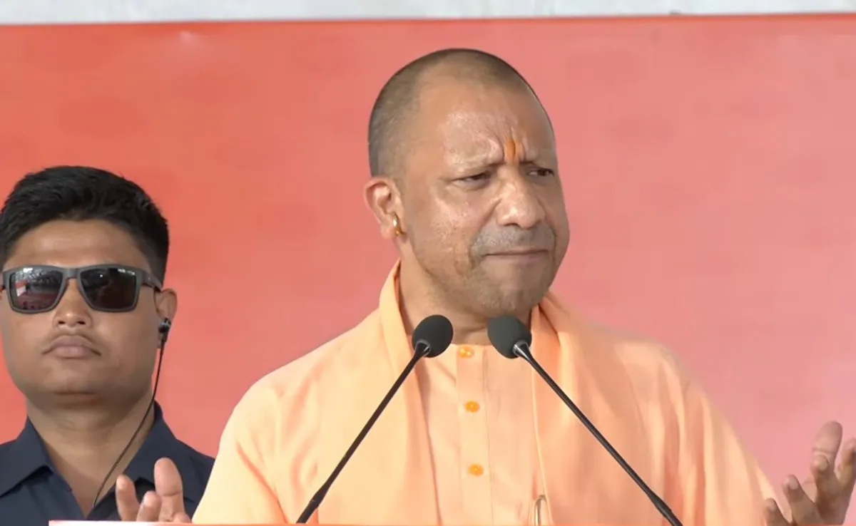 यूपी में SIR को लेकर सीएम योगी का सख्त निर्देश, किसी भी पात्र मतदाता का नाम न छूटे