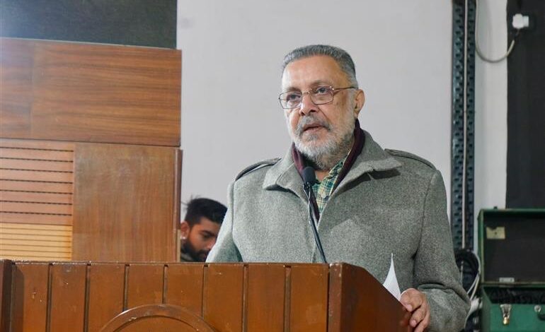 पंजाब के स्वास्थ्य मंत्री ने तंबाकू के खिलाफ एकजुट अभियान का आह्वान किया और युवाओं से आंदोलन का नेतृत्व करने का आग्रह किया।