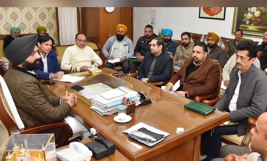 लालजीत सिंह भुल्लर: पंजाब सरकार संविदा कर्मचारियों को नियमित करने के लिए प्रतिबद्ध है; वास्तविक मांगों का जल्द से जल्द समाधान किया जाएगा