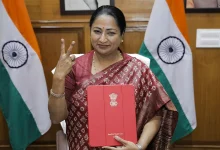 दिल्ली सरकार की नई योजना: सीएम रेखा गुप्ता ने अधिकारियों को दिए अहम आदेश, जनता के लिए नए साल में आएंगे बड़े बदलाव