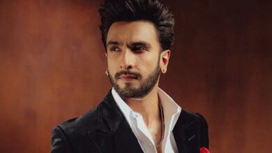Ranveer Singh के खिलाफ बंगलूरू में FIR दर्ज, धार्मिक भावनाएं आहत करने का आरोप