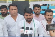 झगड़िया GIDC में मजदूरों के न्याय के लिए AAP विधायक चैतर वसावा का संघर्ष दूसरे दिन भी जारी