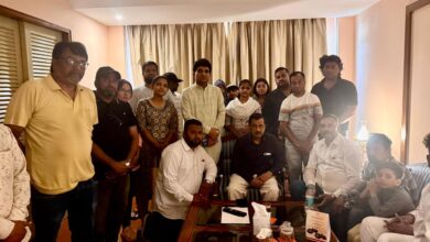 अरविंद केजरीवाल वडोदरा में हरनी बोट दुर्घटना पीड़ितों से मिले, न्याय दिलाने का दिया आश्वासन