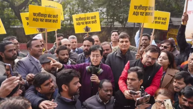 दिल्ली में प्रदूषण पर AAP का BJP पर हमला, सड़क पर प्रदर्शन और फर्जीवाड़े के आरोप 5 दिल्ली में प्रदूषण पर AAP का BJP पर हमला, सड़क पर प्रदर्शन और फर्जीवाड़े के आरोप