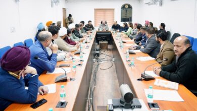 डॉ. बलबीर सिंह मादक पदार्थों के दुरुपयोग के खिलाफ जन आंदोलन और पुनर्वास के लिए कौशल विकास का समर्थन करते हैं।