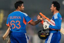 आईसीसी रैंकिंग 2026: अभिषेक शर्मा इतिहास के बेहद करीब, सूर्यकुमार यादव ने टॉप 10 में धमाकेदार वापसी की