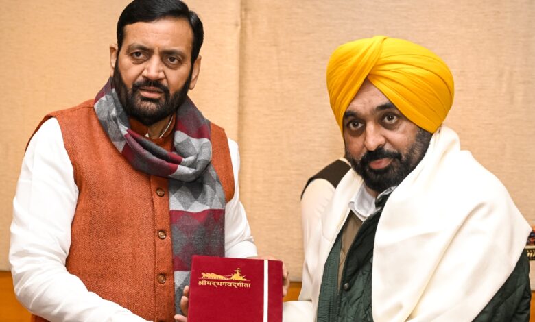 SYL नहर विवाद पर पंजाब और हरियाणा की बैठक: सीएम मान और सीएम सैनी की चर्चा में क्या निकला समाधान?