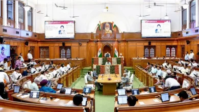 दिल्ली विधानसभा शीतकालीन सत्र में हंगामा, AAP के चार विधायक निलंबित; LG के भाषण के दौरान हुआ बवाल