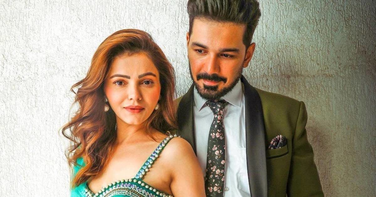 क्या दूसरी बार प्रेग्नेंट हुईं रुबीना दिलैक? वायरल वीडियो ने मचाई हलचल 12 क्या दूसरी बार प्रेग्नेंट हुईं रुबीना दिलैक? वायरल वीडियो ने मचाई हलचल