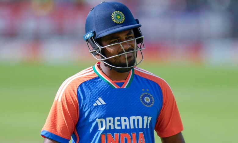 संजू सैमसन खुद बैकफुट पर, टी20 में ओपनिंग के फैसले ने बढ़ाया प्रेशर