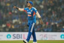 सूर्यकुमार यादव का तूफानी कमबैक: रोहित शर्मा और बाबर आजम से कितने रन पीछे हैं सूर्यकुमार यादव?