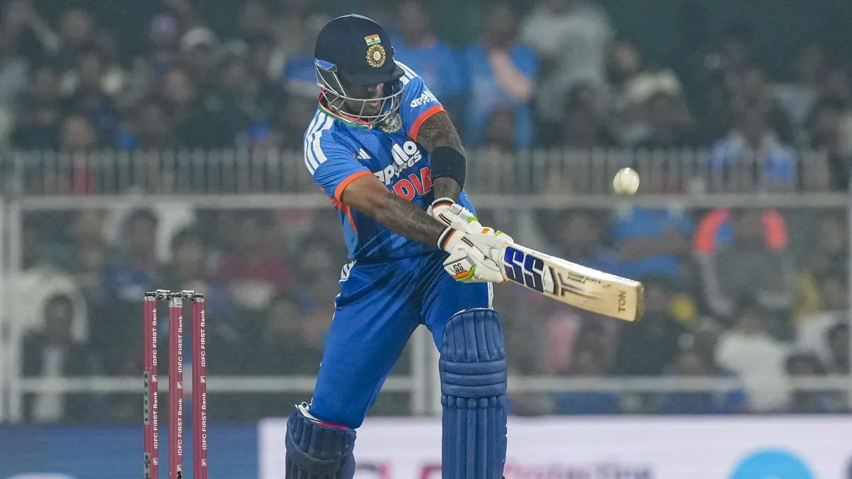 विराट-रोहित वाले क्लब में शामिल हो सकते हैं सूर्यकुमार यादव, 33 रन बनाते ही करेंगे बड़ा कारनामा