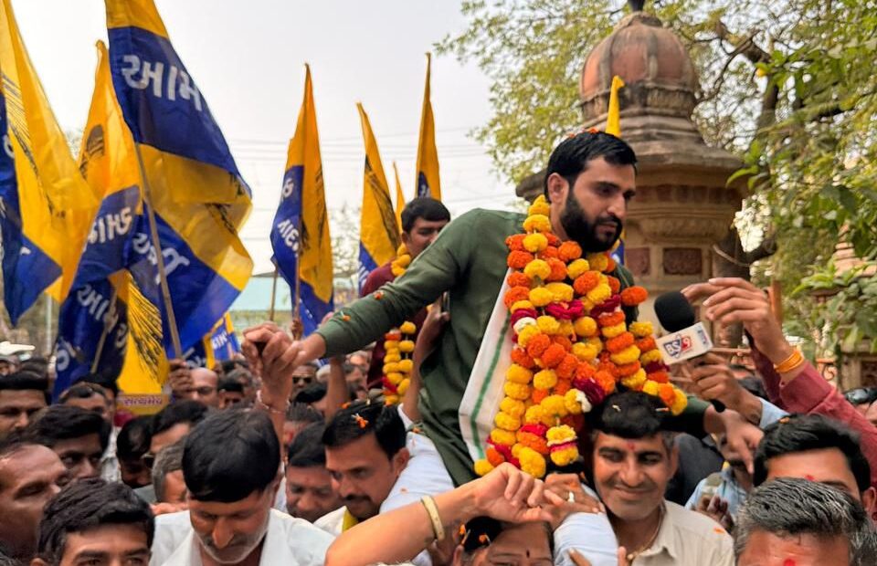 Gujarat: कडदा प्रथा के मुद्दे पर किसानों के लिए आवाज़ उठाने वाले AAP नेता प्रवीण राम जेल से रिहा हुए