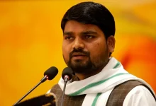 आदिवासी विकास फंड के मुद्दे पर AAP विधायक चैतर वसावा के कड़े वार