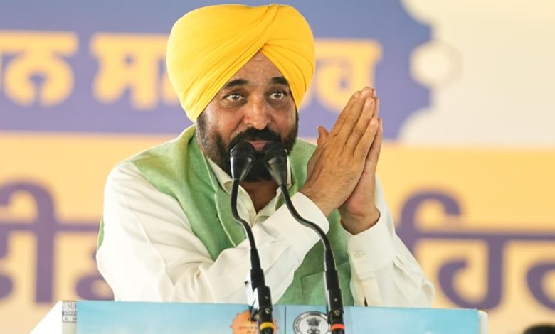 मुख्यमंत्री भगवंत मान नशे के खिलाफ पंजाब में जनजागरण अभियान करते हुए