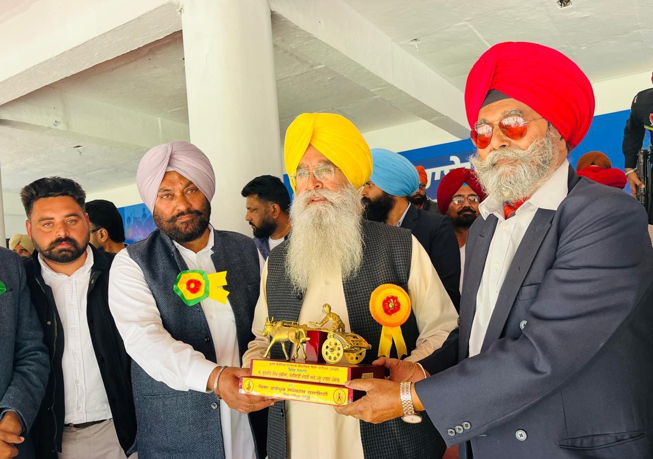 कृषि मंत्री गुरमीत सिंह खुदियान ने 86वें किला रायपुर ग्रामीण ओलंपिक का उद्घाटन किया।