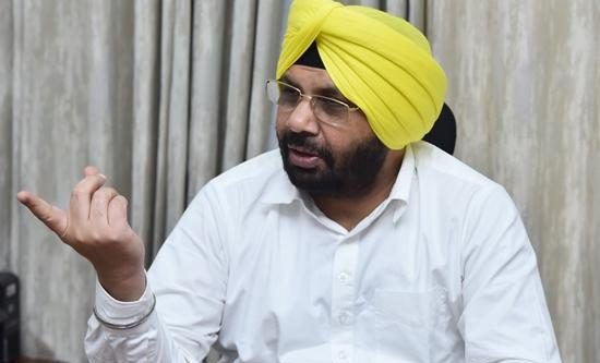 पीडब्ल्यूडी मंत्री हरभजन सिंह ईटीओ ने चल रही सड़क परियोजनाओं की समीक्षा की, बरसात के मौसम से पहले पूरा करने के आदेश दिए