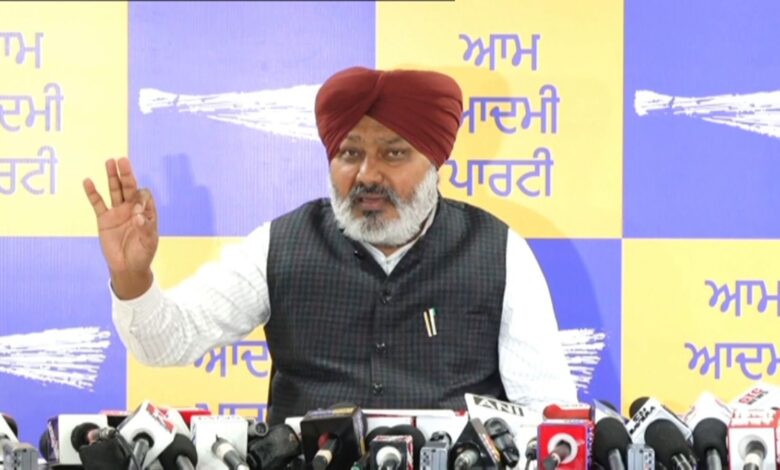 हरपाल सिंह चीमा का आरोप: सस्ता अमेरिकी दूध और अनाज पंजाब के किसानों के लिए खतरा