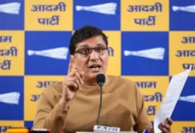 दिल्ली में कानून-व्यवस्था पर सवाल: AAP ने केंद्र और LG की चुप्पी पर उठाए गंभीर सवाल, बीजेपी सरकार को घेरा