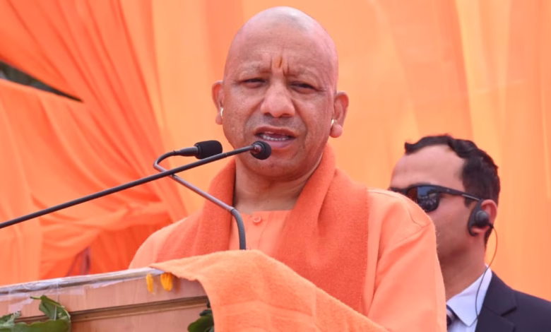 यूपी में आंगनबाड़ी और आशा कार्यकर्ताओं का मानदेय बढ़ाने की घोषणा, सीएम योगी ने सदन में की घोषणा