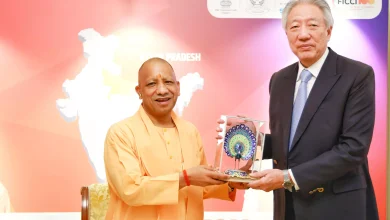 यूपी सीएम योगी आदित्यनाथ का सिंगापुर दौरा: लॉजिस्टिक्स, डेटा सेंटर और कौशल विकास में निवेश के नए अवसर 3 यूपी सीएम योगी आदित्यनाथ का सिंगापुर दौरा: लॉजिस्टिक्स, डेटा सेंटर और कौशल विकास में निवेश के नए अवसर