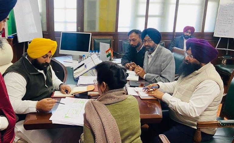 श्री आनंदपुर साहिब में 100 करोड़ रुपये की अवसंरचना परियोजनाओं को गति देने के निर्देश