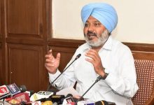 पंजाब सरकार द्वारा OTS स्कीम 2025 का विस्तार करते हुए मुख्यमंत्री भगवंत मान और वित्त मंत्री हरपाल सिंह चीमा व्यापारियों को राहत देते हुए