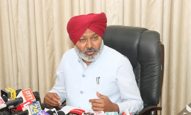 पंजाब में 63,000 सरकारी नौकरियां, हरपाल सिंह चीमा ने पिछली सरकारों पर साधा निशाना