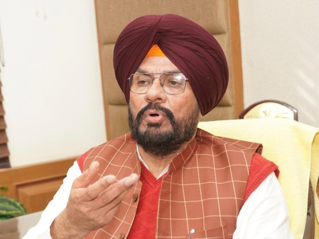 विपक्ष पंजाब के लोगों को गुमराह करने के लिए 10 लाख रुपये की स्वास्थ्य योजना के बारे में गलत प्रचार कर रहा है: डॉ. बलबीर सिंह