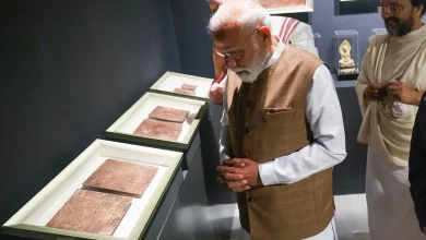 प्रधानमंत्री मोदी सम्राट सम्प्रति संग्रहालय उद्घाटन करते हुए, ज्ञान और संस्कृति के प्रदर्शनियों के बीच