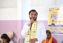 "गुजरात किसान आंदोलन Rajasthan वीरनगर बैठक में किसानों और नेताओं की मौजूदगी"