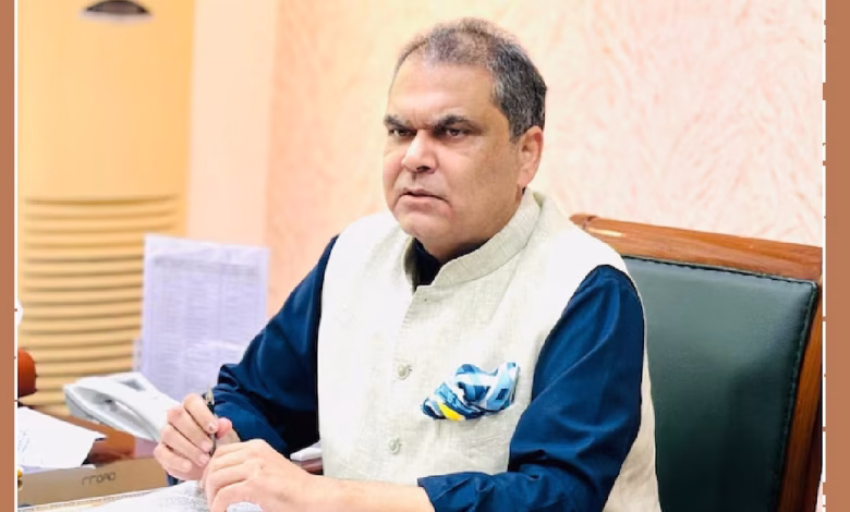 मंत्री संजीव अरोड़ा पंजाब में रिकॉर्ड निवेश 2026 का ऐलान करते हुए, निवेशकों और उद्योगपतियों के साथ