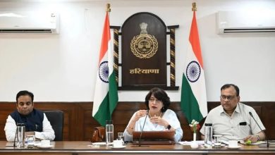 अतिरिक्त मुख्य सचिव डॉ. सुमिता मिश्रा सरकारी अस्पतालों में सुधार के लिए स्वास्थ्य क्षेत्र में पहल के तहत उच्च स्तरीय बैठक की अध्यक्षता करते हुए।