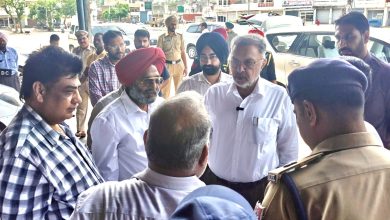 पटियाला कार्यक्रम: बलबीर सिंह और अधिकारी कार्यक्रम तैयारियों का निरीक्षण करते हुए