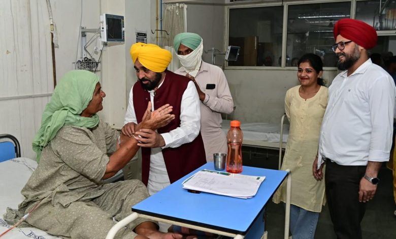 मुख्यमंत्री भगवंत सिंह मान द्वारा बठिंडा के एडवांस्ड कैंसर इंस्टीट्यूट का अचानक दौरा, सुविधाओं और मरीजों की देखभाल का जायजा लिया