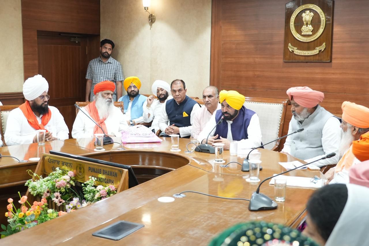 मुख्यमंत्री भगवंत सिंह मान ने श्री गुरु रविदास जी के 650वें प्रकाश पर्व को शानदार ढंग से मनाने के लिए श्रृंखलाबद्ध कार्यक्रमों को अंतिम रूप दिया