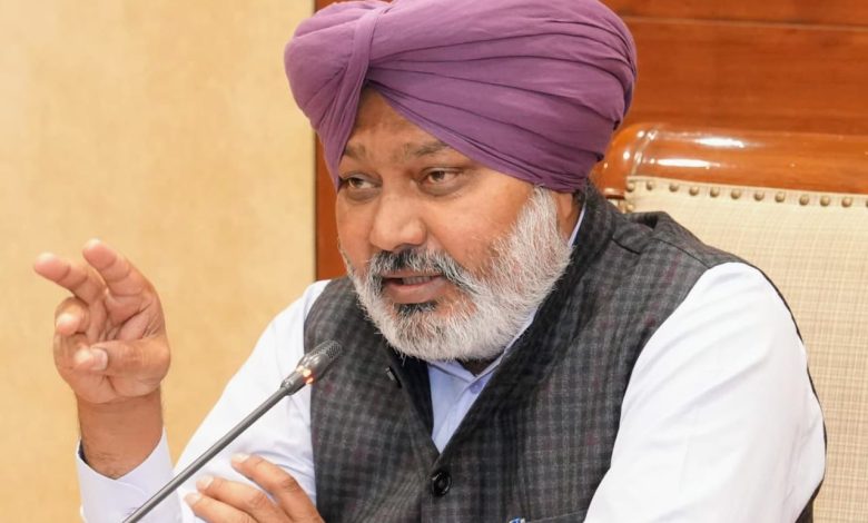 भगवंत मान सरकार सार्वजनिक परिवहन नेटवर्क में क्रांतिकारी बदलाव के लिए पी.आर.टी.सी. और पनबस में 1,265 बसें करेगी शामिल: हरपाल सिंह चीमा