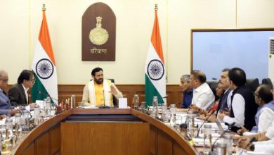 हरियाणा विजन 2047 औद्योगिक विकास के तहत सरकार बैठक में स्टार्टअप और इंफ्रास्ट्रक्चर विकास रोडमैप पर चर्चा करती हुई।