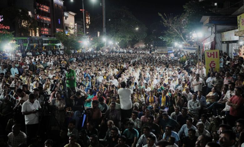 विजय विश्वास यात्रा AAP सूरत वराछा रोड में मनीष सिसोदिया, गोपाल इटालिया और मनोज सोरठिया का शक्ति प्रदर्शन और जनसभा