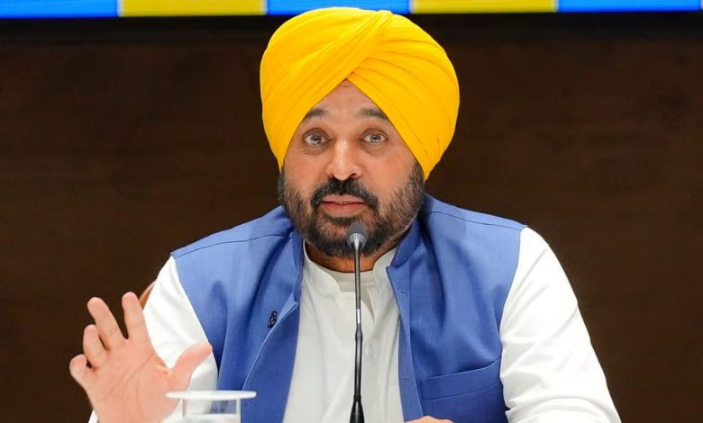 पंजाब का नशों विरूद्ध युद्ध: मान सरकार के अधीन कार्रवाई तेज, एनडीपीएस मामलों में 40% वृद्धि, जब्तियों में बड़ा उछाल