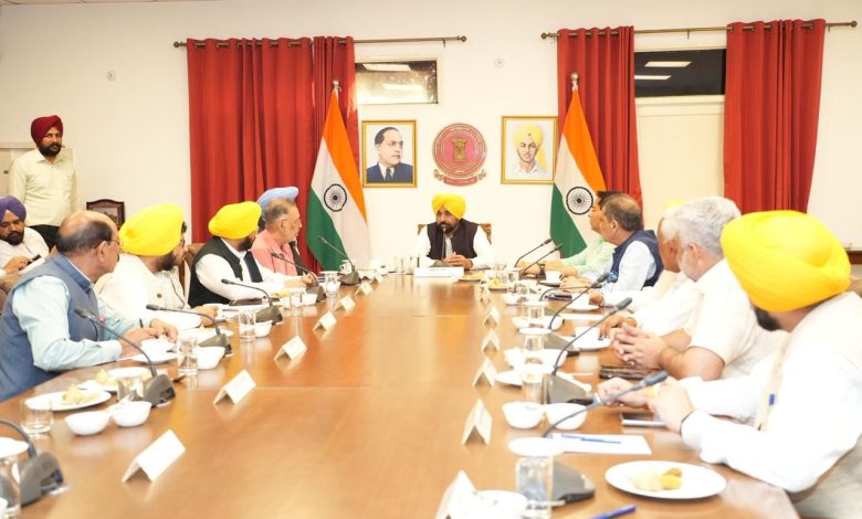 पंजाब विधानसभा विशेष सत्र 1 मई ऑपरेशन लोटस राजनीतिक हलचल
