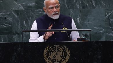 दिल्ली में CAPF नेतृत्व सम्मेलन की तैयारी करते सुरक्षा बल और पीएम मोदी की सांकेतिक तस्वीर।