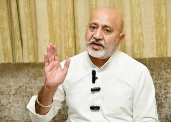 आयुष्मान योजना की असफलता पर बलतेज पन्नू का मुख्यमंत्री नायब सैनी पर हमला