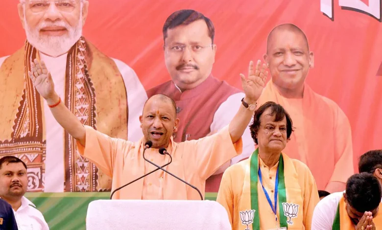 नोएडा उपद्रव के बाद सुरक्षा व्यवस्था और पुलिस बल की तैनाती।