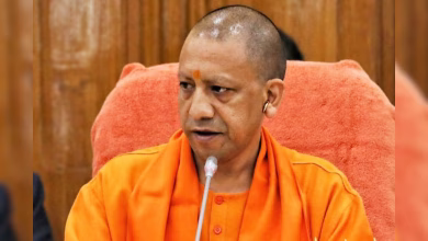 योगी आदित्यनाथ सरकार द्वारा जारी UP Transfer Policy 2026 के मुख्य दिशा-निर्देशों का ग्राफिक पोस्टर।