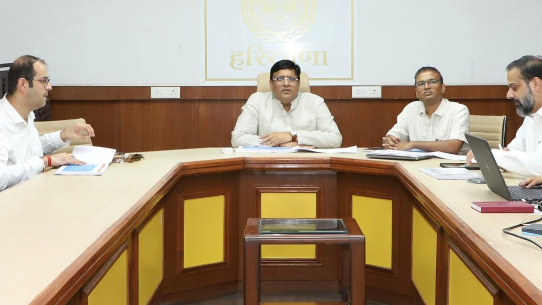 मानसून तैयारियां को लेकर मंत्री विपुल गोयल की समीक्षा बैठक और अधिकारियों को दिए निर्देश