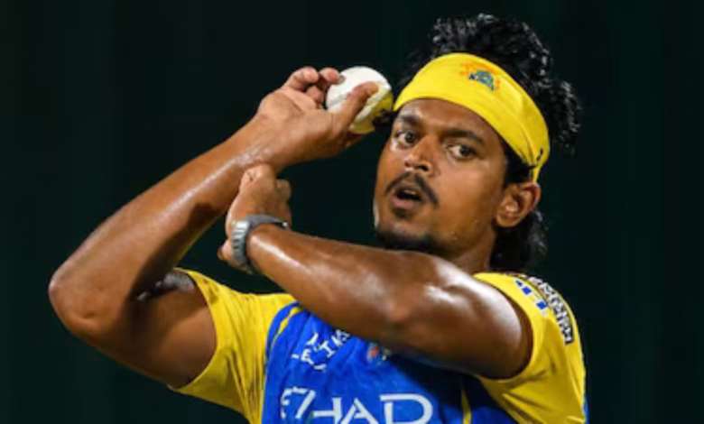 CSK रिप्लेसमेंट IPL 2026 में टीम में बदलाव करते हुए नए खिलाड़ी मैकनील नोरोन्हा को शामिल करता हुआ