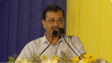 अरविंद केजरीवाल पंजाब विधायकों की बैठक दिल्ली में चुनावी रणनीति पर चर्चा करते हुए