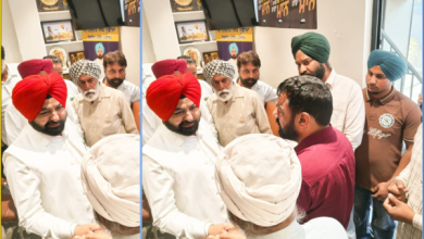 हरदीप सिंह मुंडियां साहनेवाल में विकास कार्यों की समीक्षा करते और लोगों की समस्याएं सुनते हुए।